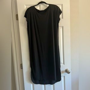 Double zero black knee length dress